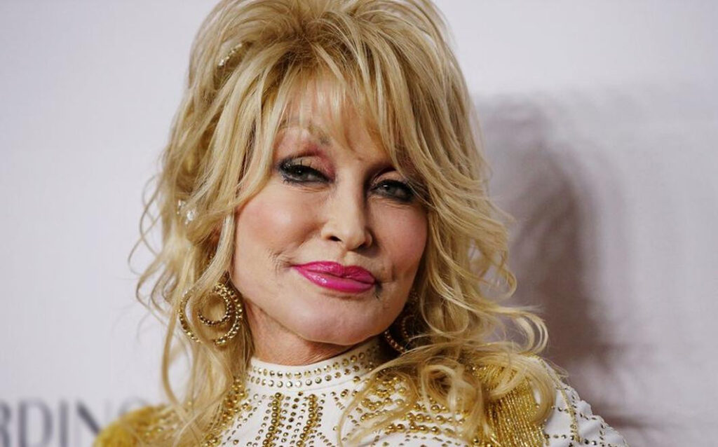 Dolly Parton en Orlando Nightclub Shooting: “Deberíamos amarnos un poco más”