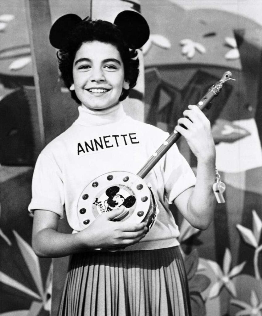 Annette Funicello, actriz y cantante de “Mickey Mouse Club”, muere a los 70 años